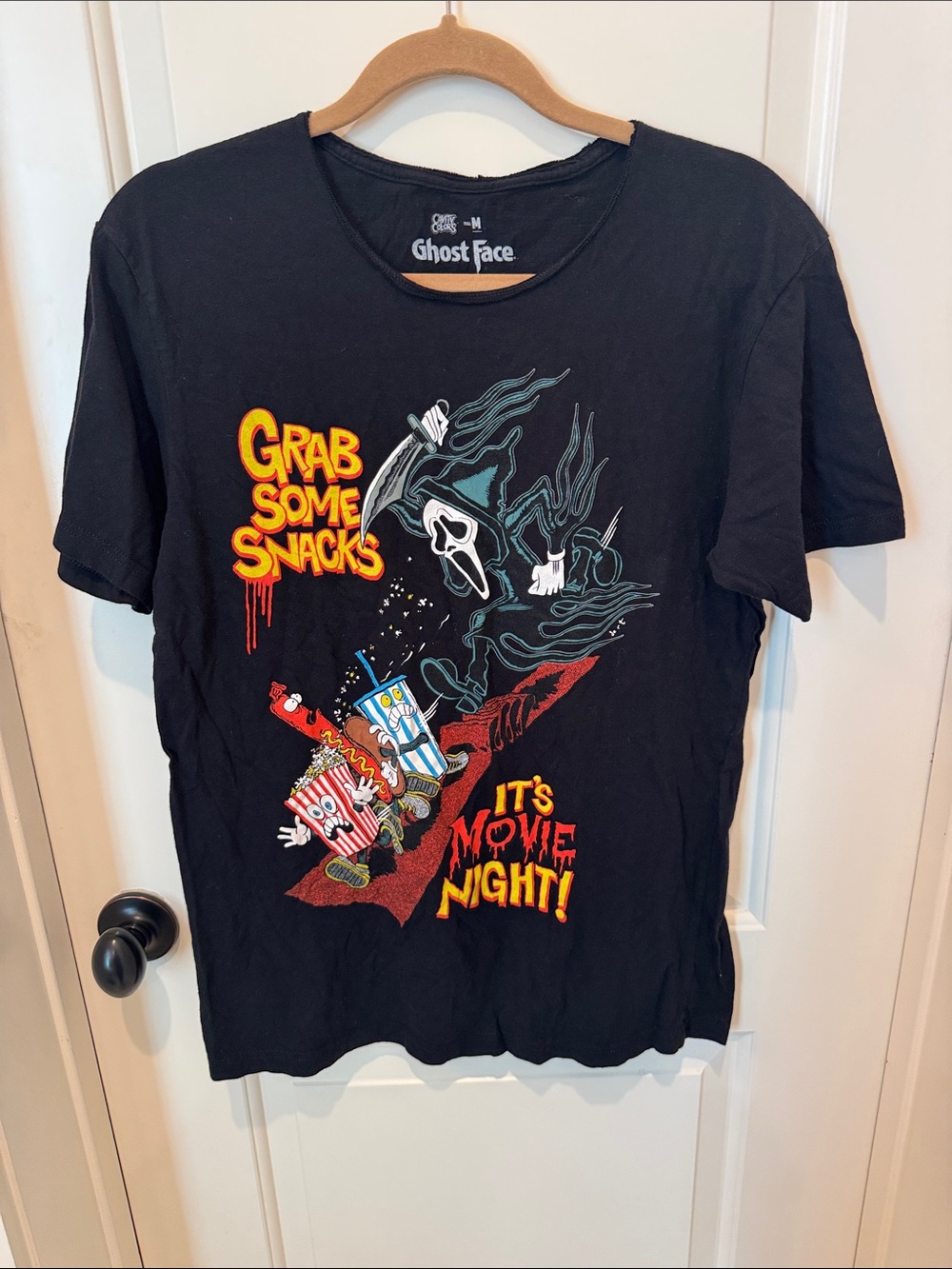 Black Short-Sleeve Graphic Tee Scream  - "Grab Some Snacks" Halloween